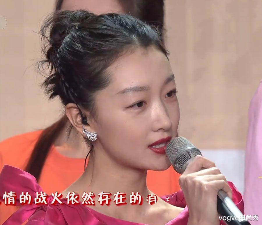 春晚|春晚“大头照”来了：迪丽热巴甜美可爱，周冬雨的颜值让人沉默了