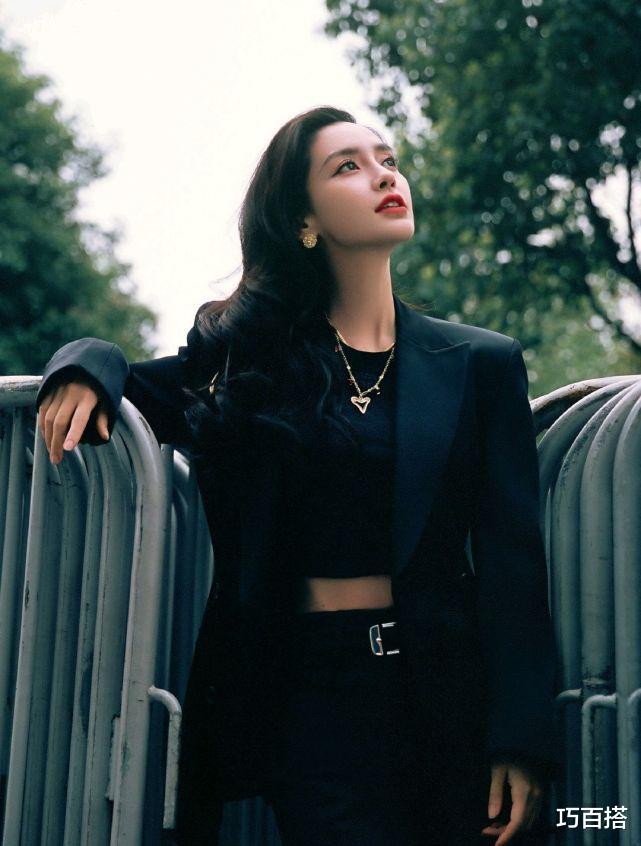 巧百搭|流行穿西装的秋季，怎么才能美得别具一格？明星潮人为你做示范