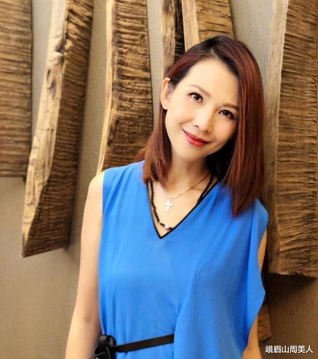 发型|?被男生公认为不好看的4种脸型，化妆也很难变美，希望你一个不中