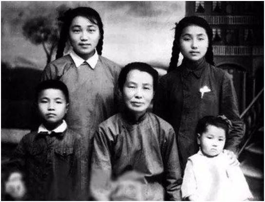 陈独秀|陈独秀的儿子陈松年：建国后在窑厂当工人，主席特意关照他的生活