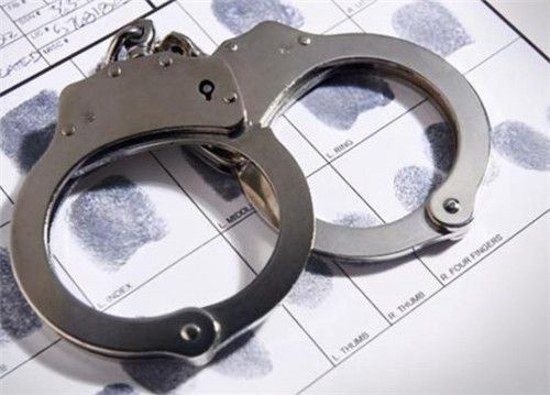 湖北 湖北鹤峰县一场家庭畸恋引发的灭门惨案