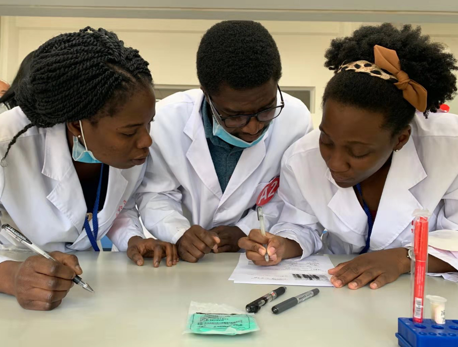 本科生|为啥研究生相继放弃科研？原因很现实，大家都只是“俗人”