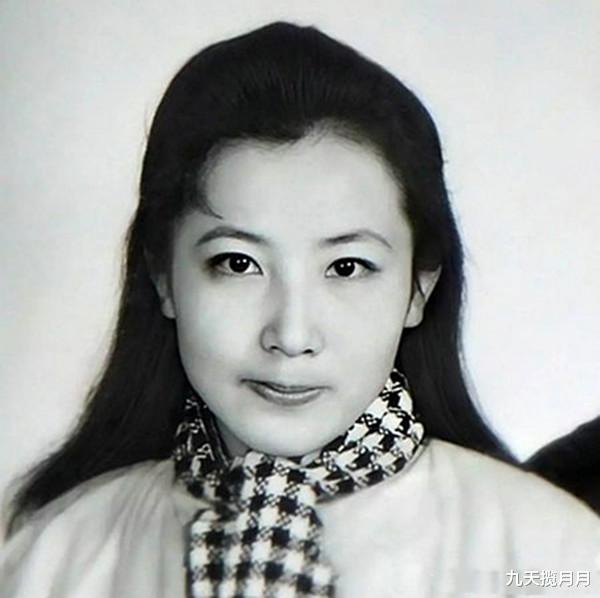 九天揽月月|劳容枝的人格缺陷，导致走上不归之路，前车之鉴值得反思