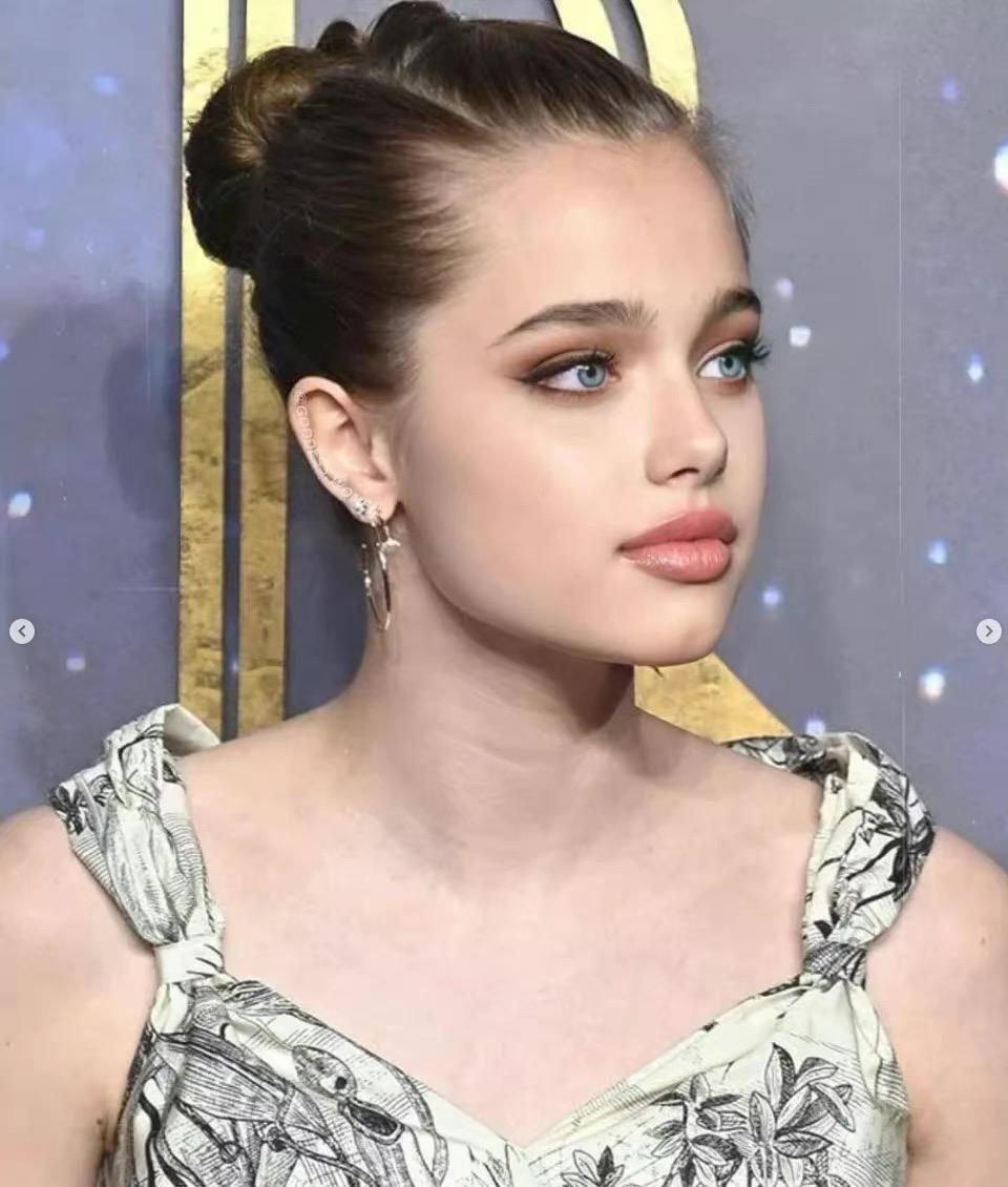 安吉丽娜·朱莉|朱莉女儿美貌惊艳全网，媒体近照仙美逼人，假小子终于成功蜕变！