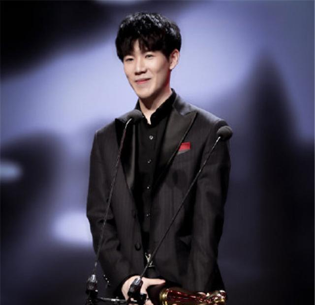 theshy|theshy与新队磨合不顺利？训练赛情况令人担忧，管理层6个字澄清