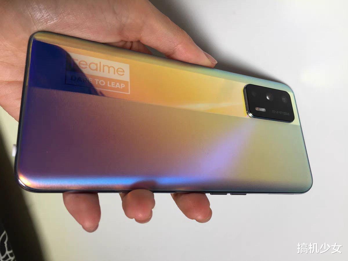 OPPO|OPPO子品牌爆发，跑分72万+120Hz高刷+65W闪充，已跌至1499元