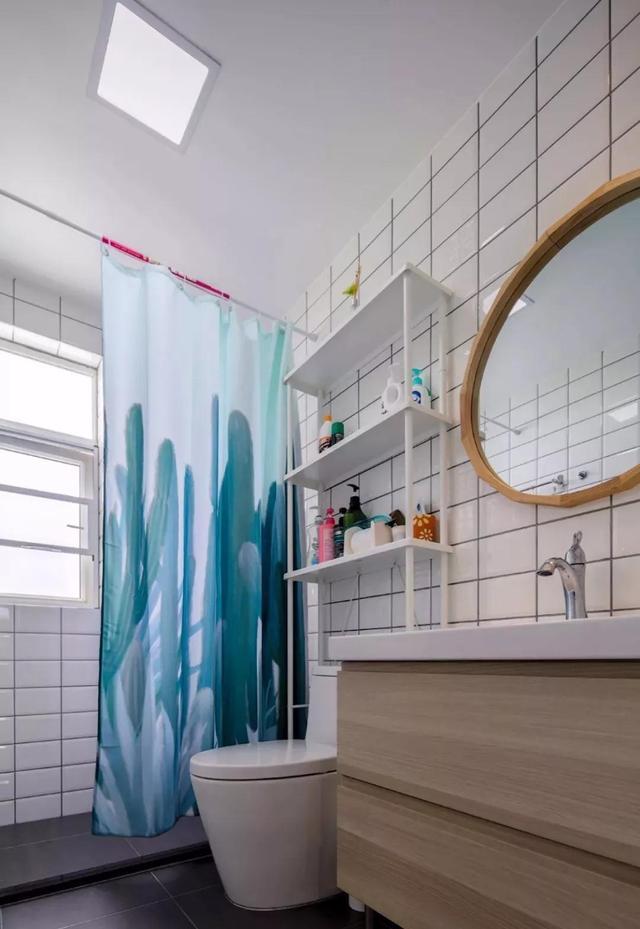 卫生间太小？这样装浴缸都能塞进去