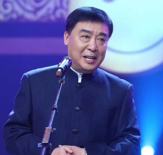 陈寒柏|从相声大师到臭名远扬，5姓家奴的陈寒柏，远比你想象得更糊涂