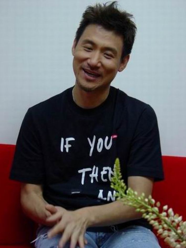 罗美薇|罗美薇：洁癖到3年换21名菲佣，却被张学友独宠35年，她凭什么？