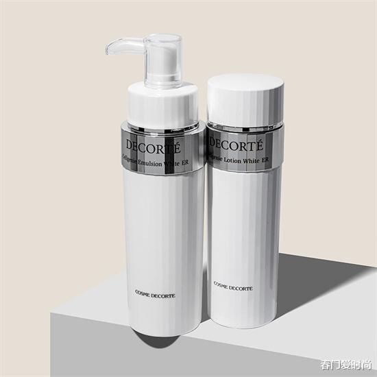 护肤品 抗衰老用什么护肤品套装效果好 成分好的抗衰老护肤品套装十大排名
