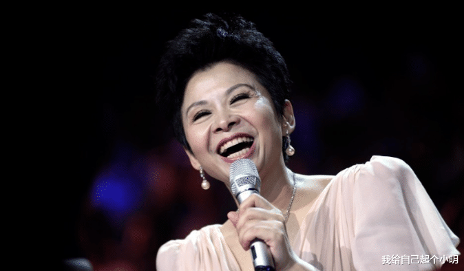 春晚|董文华被老公宠成宝，同为春晚歌手的她，却不幸英年早逝