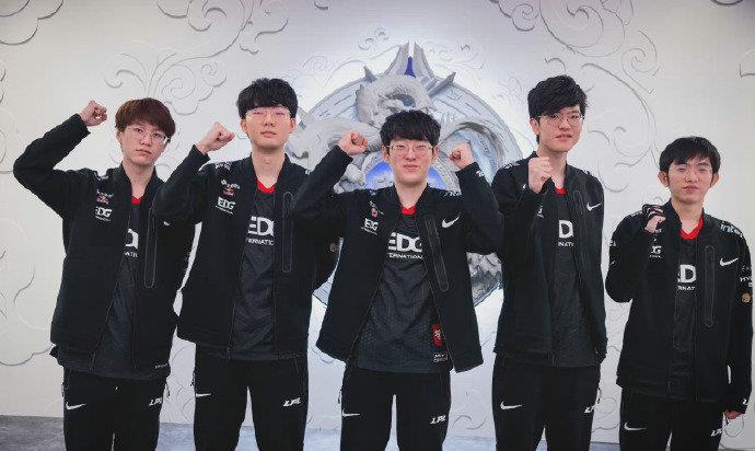 中单|S4冠军PawN收徒：想用七年经验培养个最好的中单！