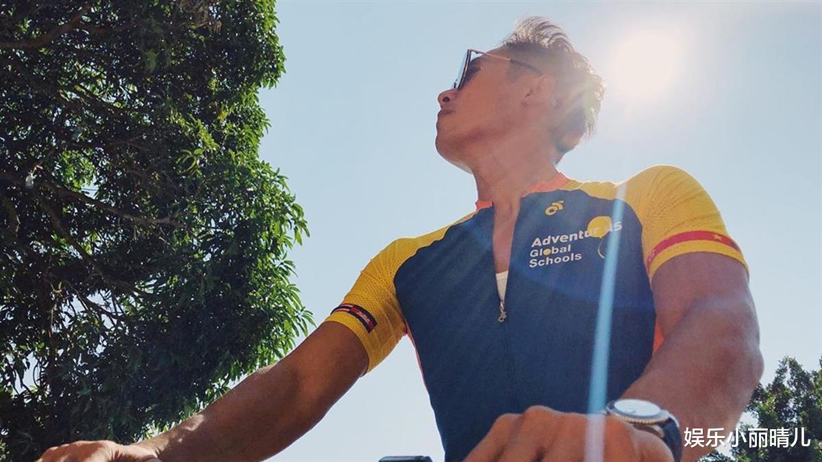 |香港男星潘梓峰惊爆遭警方逮捕，演艺事业全面喊停