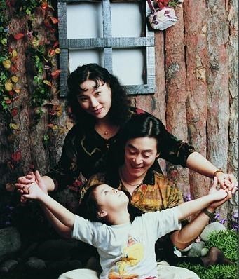 六小龄童|六小龄童女儿29岁还单身,照片被晒出后,网友:这谁敢娶?