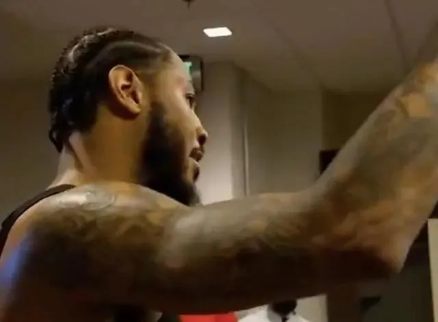 安东尼|流弊！奥尼尔瑟瑟发抖！他正在改写NBA历史！