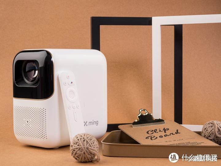 |又現“千元級”超強電視投影儀？小明 Q1 Pro投影儀火爆來襲