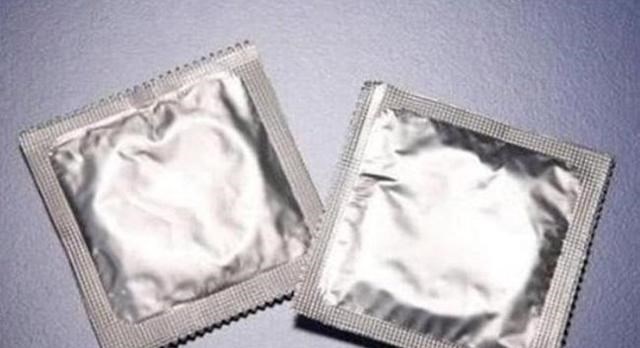 杨双双|一年消耗100亿只安全套，消耗量大的背后，女性成为“主力军”？