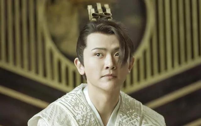 朱一龙|小八卦，朱一龙，赵露思，关晓彤，刘端端，宁桓宇