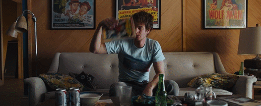 电影|马赛克打到手酸，超尺度，但这片真的很高级！