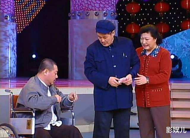 赵丽蓉|1999年深夜,赵丽蓉穿好寿衣,含泪乞求:“就让我安乐死吧”