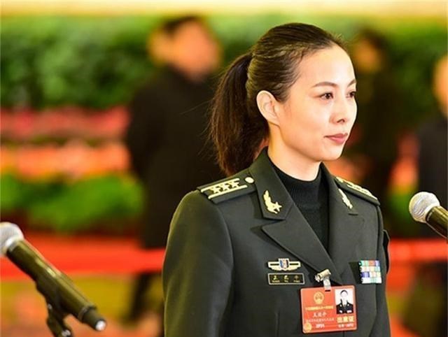 神13宇航员选拔,为何选了王亚平,没选杨利伟?4点优势
