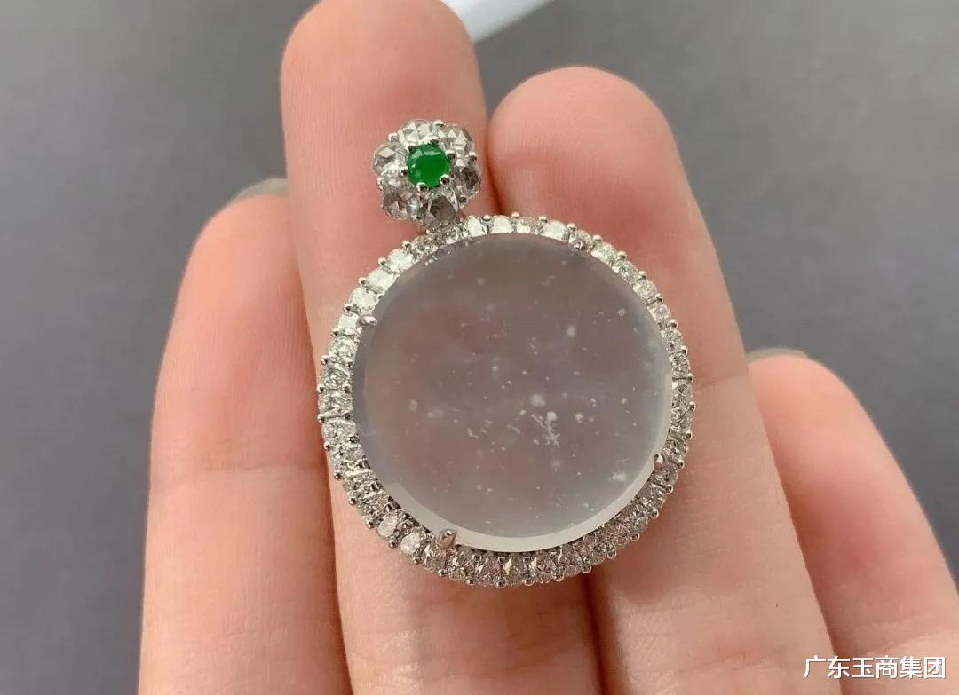 |翡翠的“棉”是怎么来的？雪花棉又有何不同？