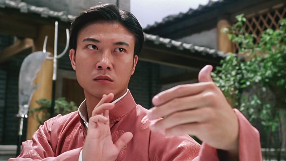 赵薇|5位自毁前程的明星，大兵一句话惹众怒，郭冬临7个字遭万人唾弃