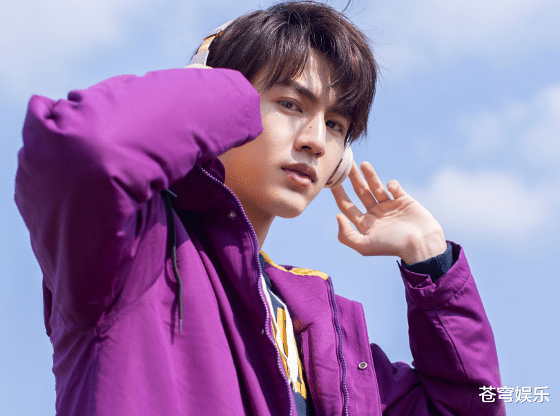 天官赐福|丁程鑫方否认演《天官赐福》，网上又曝新人选，“花城”长相好俊