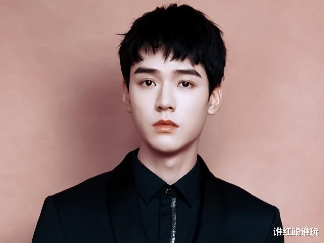 王宝强|炒作还是失误？《精彩OK》放出龚俊无修封面，致使龚俊备受嘲讽