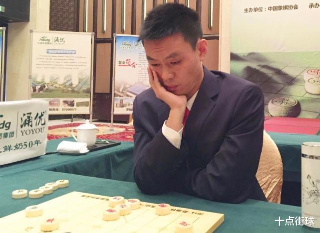 象棋|象棋在我国深受欢迎,职业选手收入怎样?顶级选手还不及一线白领