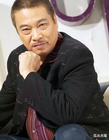 吴孟达|吴孟达骤然离世，星爷现身医院引热议，两人真实关系曝光