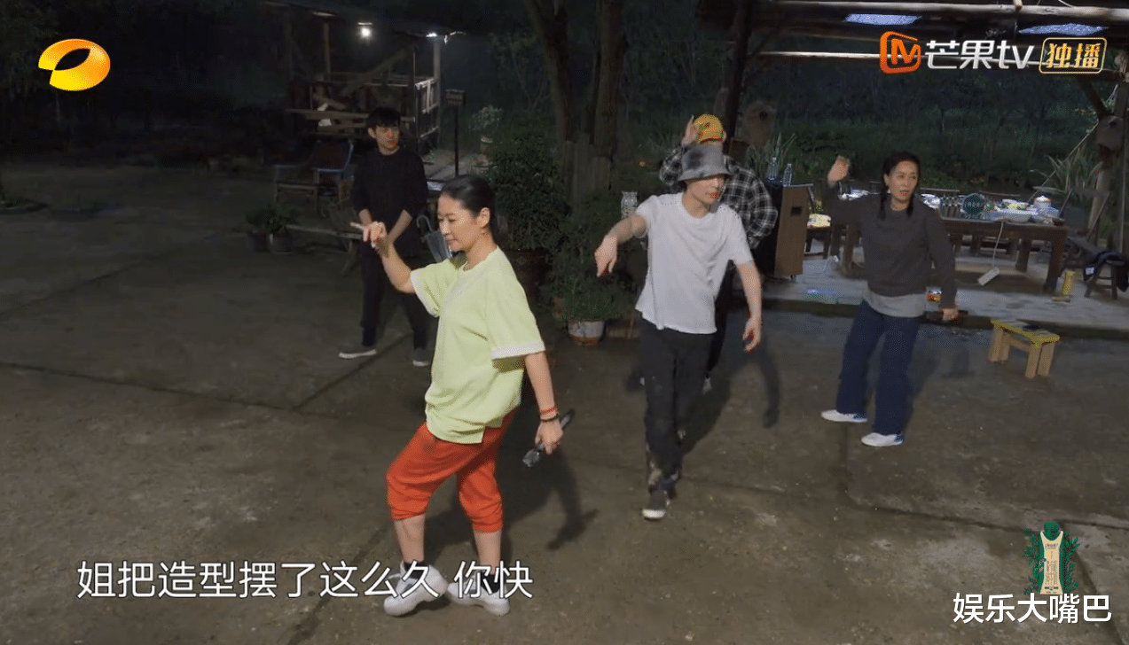 张艺兴|《向往5》迎来最“沉默”嘉宾，要不是艺兴特别照顾没人关注到他