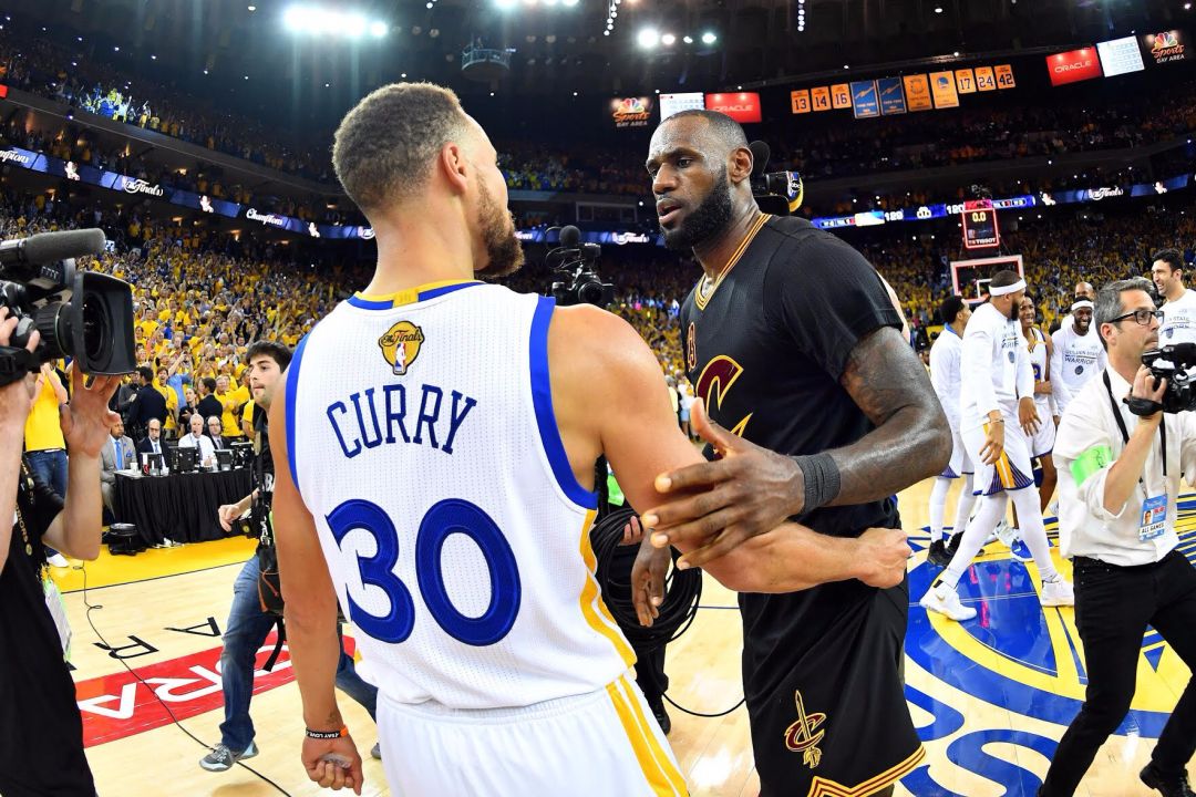 迈克尔·乔丹|NBA五个无法超越的纪录：乔丹上榜，詹姆斯只能追平，榜首成神话