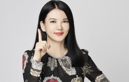 李湘|李湘到底有多壕？一个月生活费65万，别墅更是高达5000万