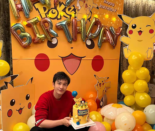 Angelababy|baby带娃现身商场，全程看护儿子母爱满满，4岁小海绵身高优越