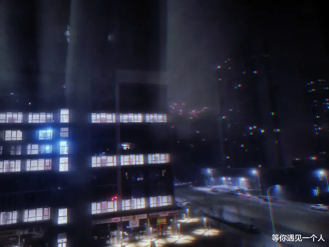 等你遇见一个人|有些人，只是见一面就能开心很久。