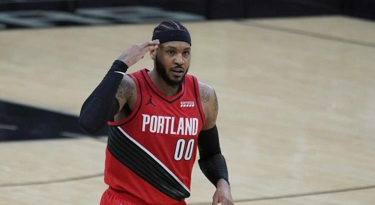 DrLion狮博士|湖人8球员超32岁，库里4年13.9亿锁死勇士，快船要沉，篮网还有救