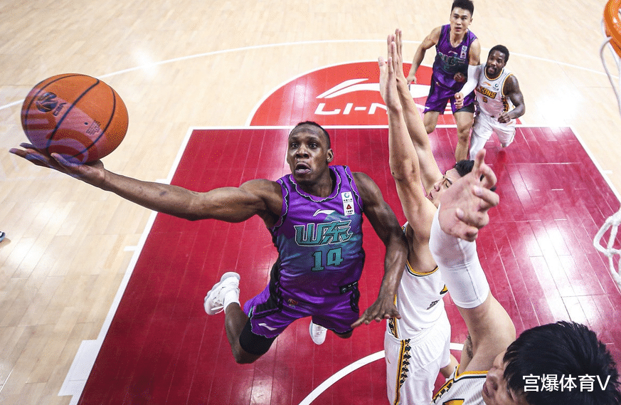 哈德森|正式离队！山东男篮放弃哈德森 或告别CBA赛场