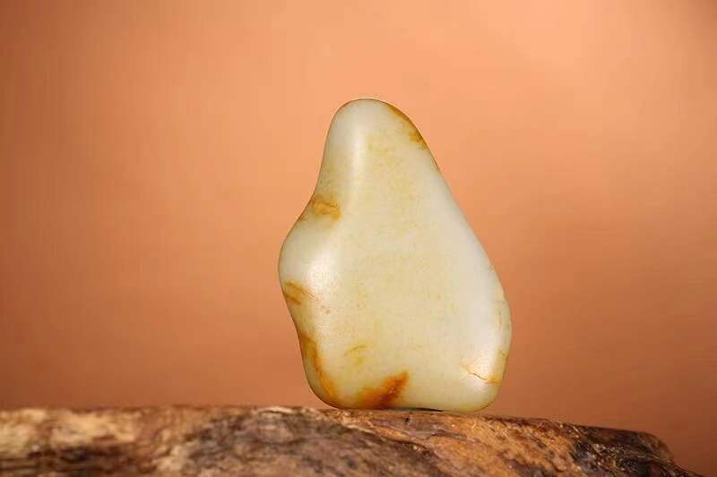 |和田玉知识  和田玉的白油细糯熟