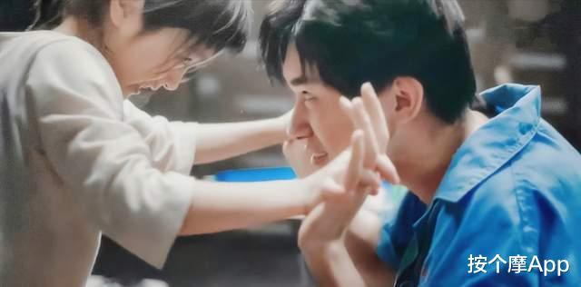 易烊千玺|易烊千玺太吃撒娇这套了！这样的四字弟弟你撩吗？