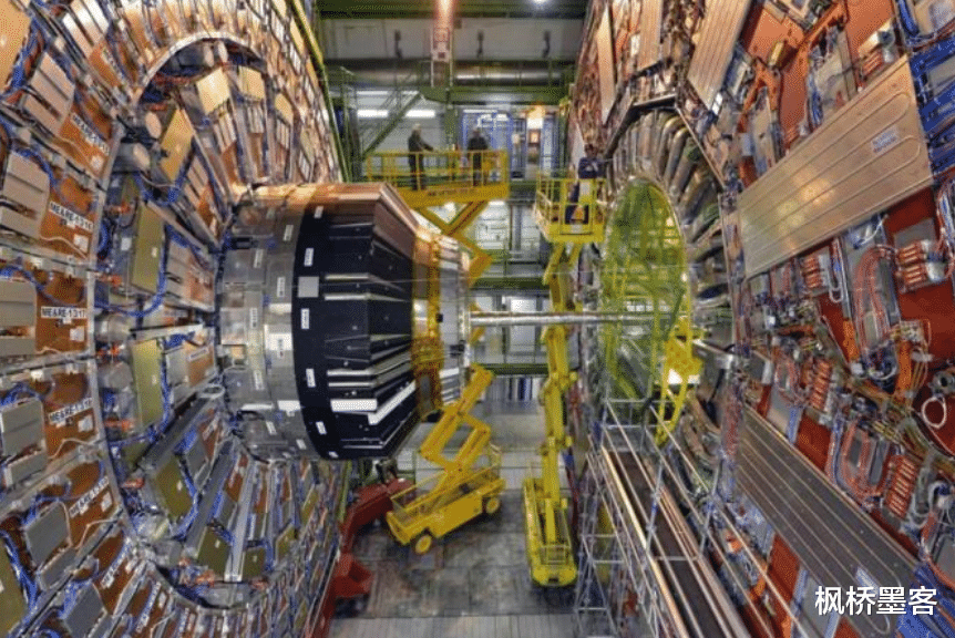 对撞机 花360 亿就能赶超欧美，实现弯道超车，为何杨振宁多次反对