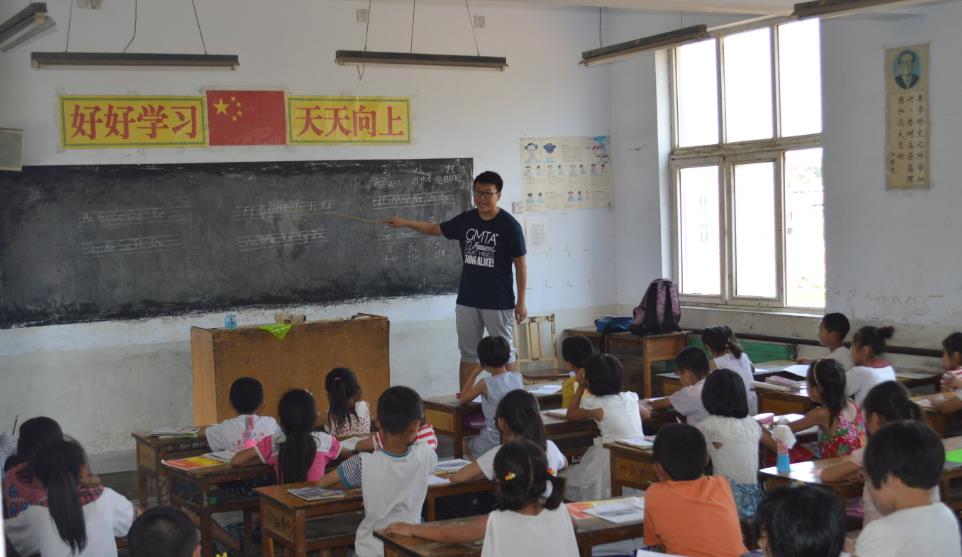 吴洪娜聊说育儿|9大科目不让补课,这个科目却不受限制,家长表示很满意