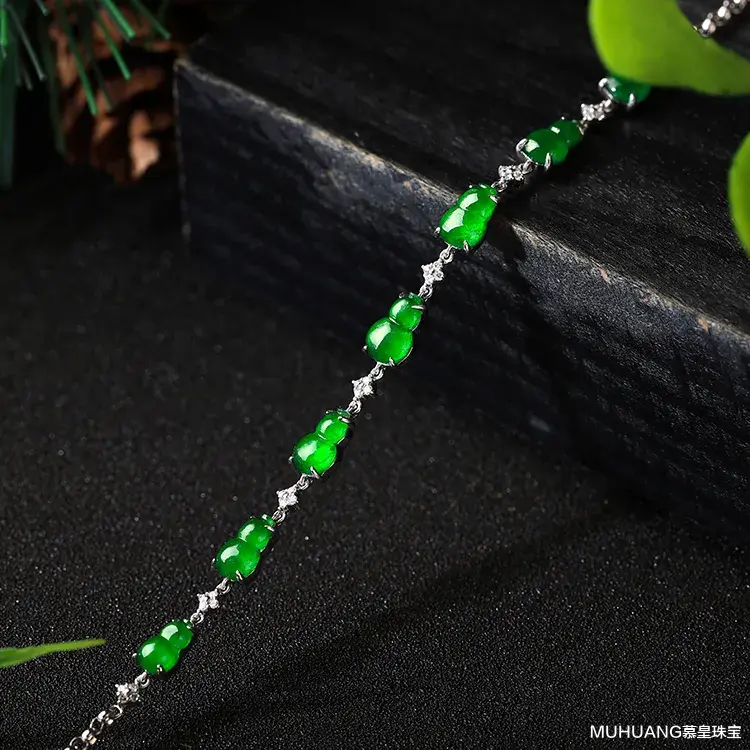 MUHUANG慕皇珠宝|司空见惯的葫芦造型珠宝为何热度不减?