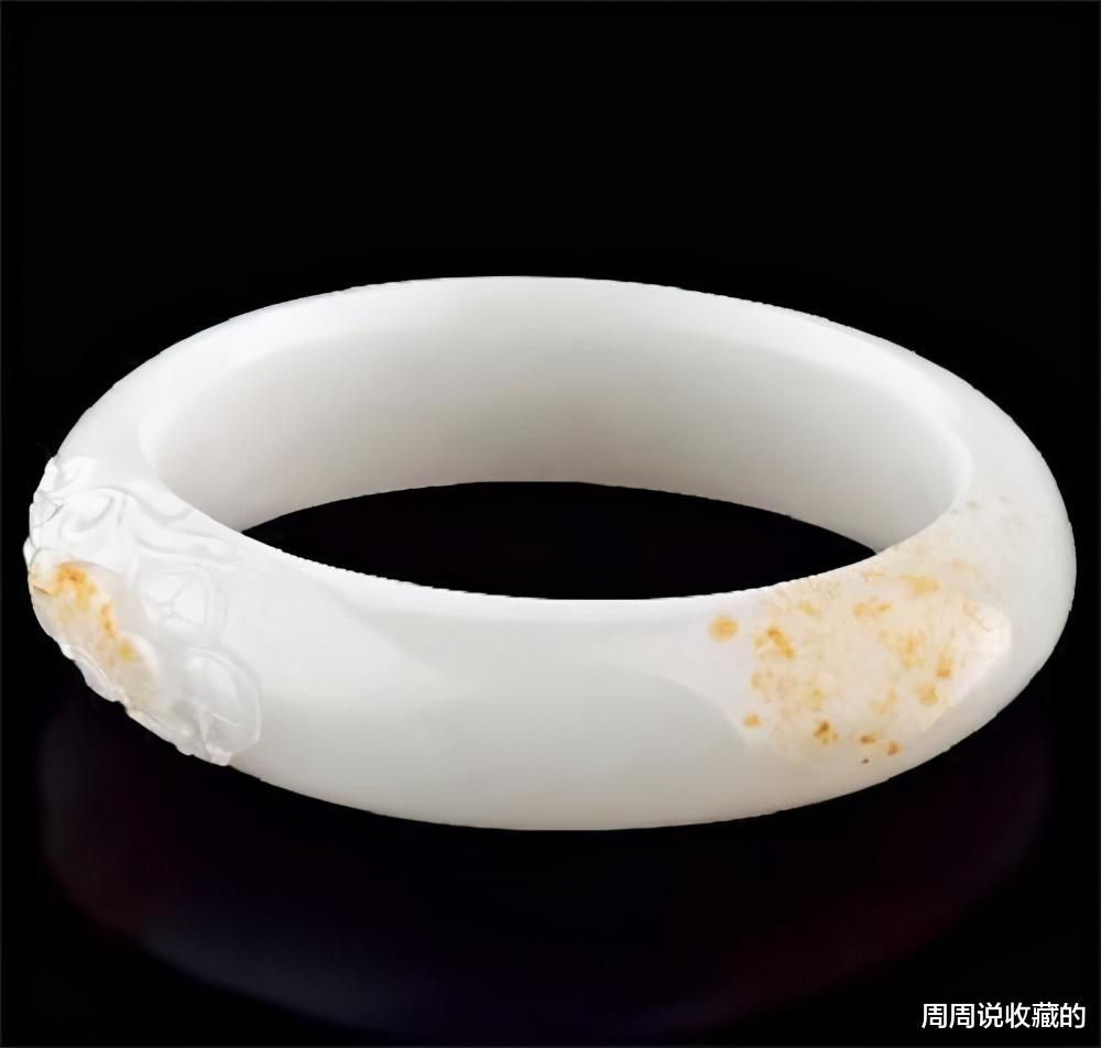 翡翠|大家见过籽料的手镯吗？和田玉籽料为什么很难出手镯呢？