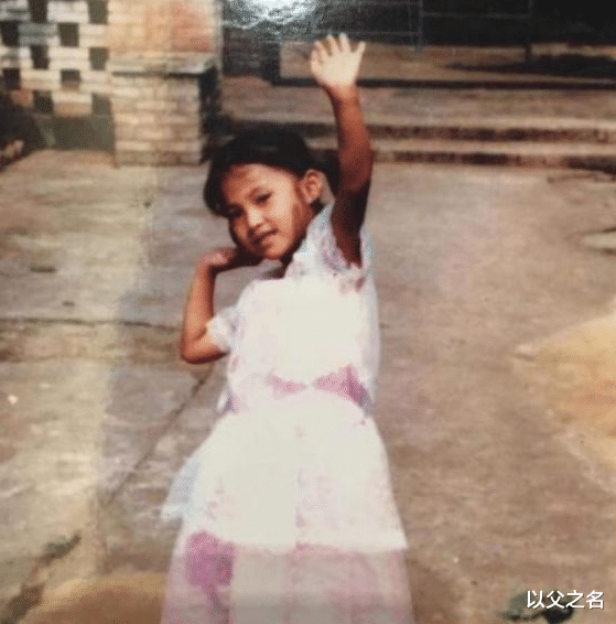 以父之名 三年结两次婚，离婚后嫁给前夫好兄弟的女明星，如今过得怎么样？