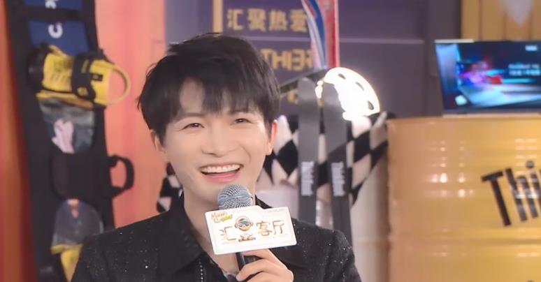 周深|周深：岁末年初迎高光，在第十五届音乐盛典咪咕汇上喜提3项大奖