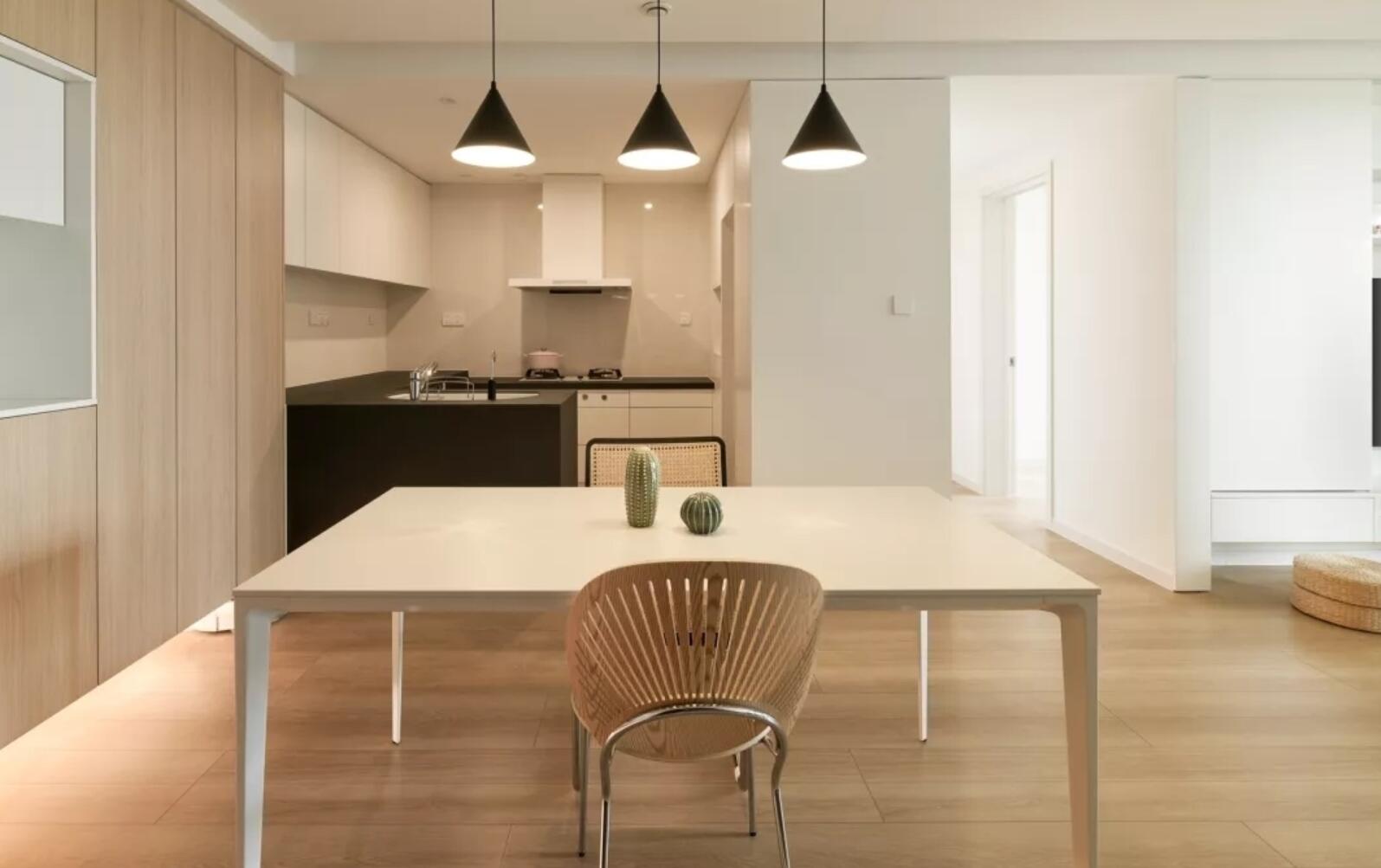 看了她家,我决定选择原木风了,简约干净,骨子里都透着温暖