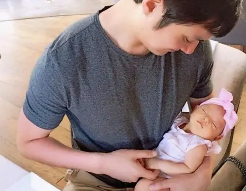 张梓琳|怀孕6月上春晚，艳压奚梦瑶，拒嫁30亿豪门：她才是人生赢家！