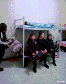 银耳 这大概是女生誓死保卫刘海的原因吧?？