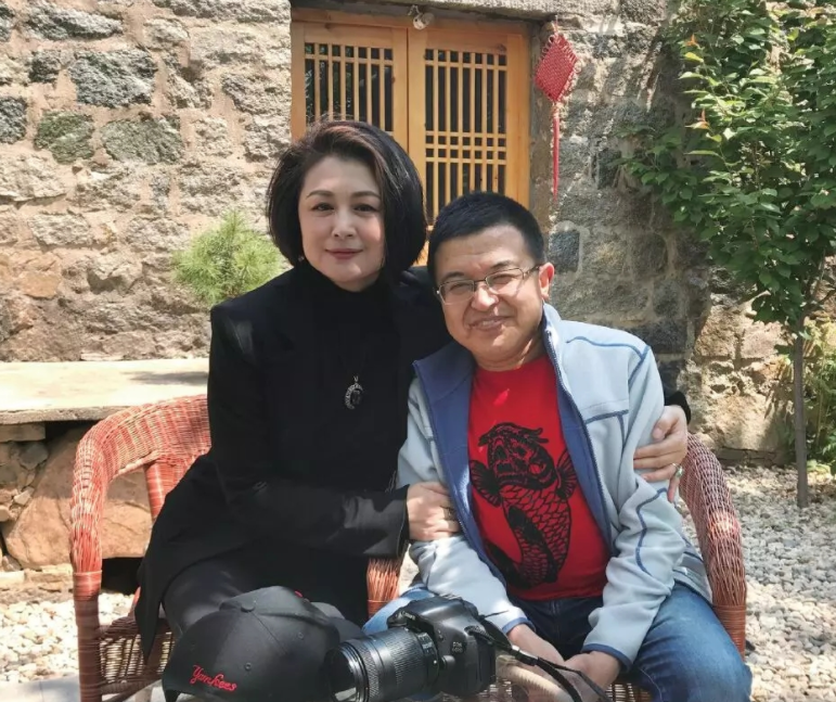 于月仙 ?于月仙司机身份曝光，是混迹社会小伙，明星“任人唯亲”值得深